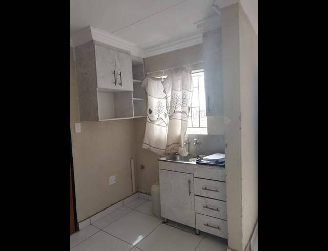 3 BEDROOM PROPERTY TO RENT IN SOSHANGUVE VV